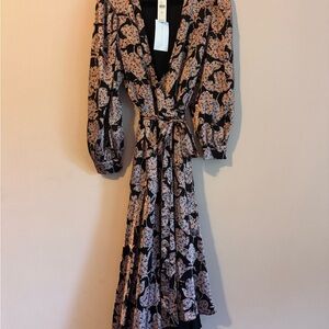 Chic Floral Long Sleeve Dress